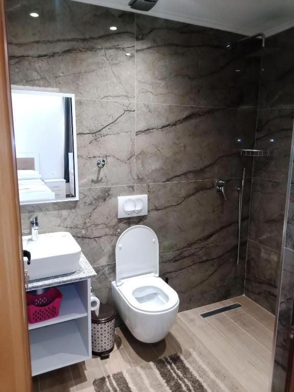 Hotel Opolonia Ksamil Dış mekan fotoğraf