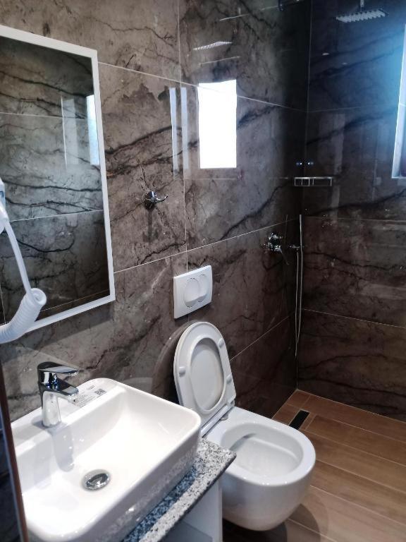 Hotel Opolonia Ksamil Dış mekan fotoğraf